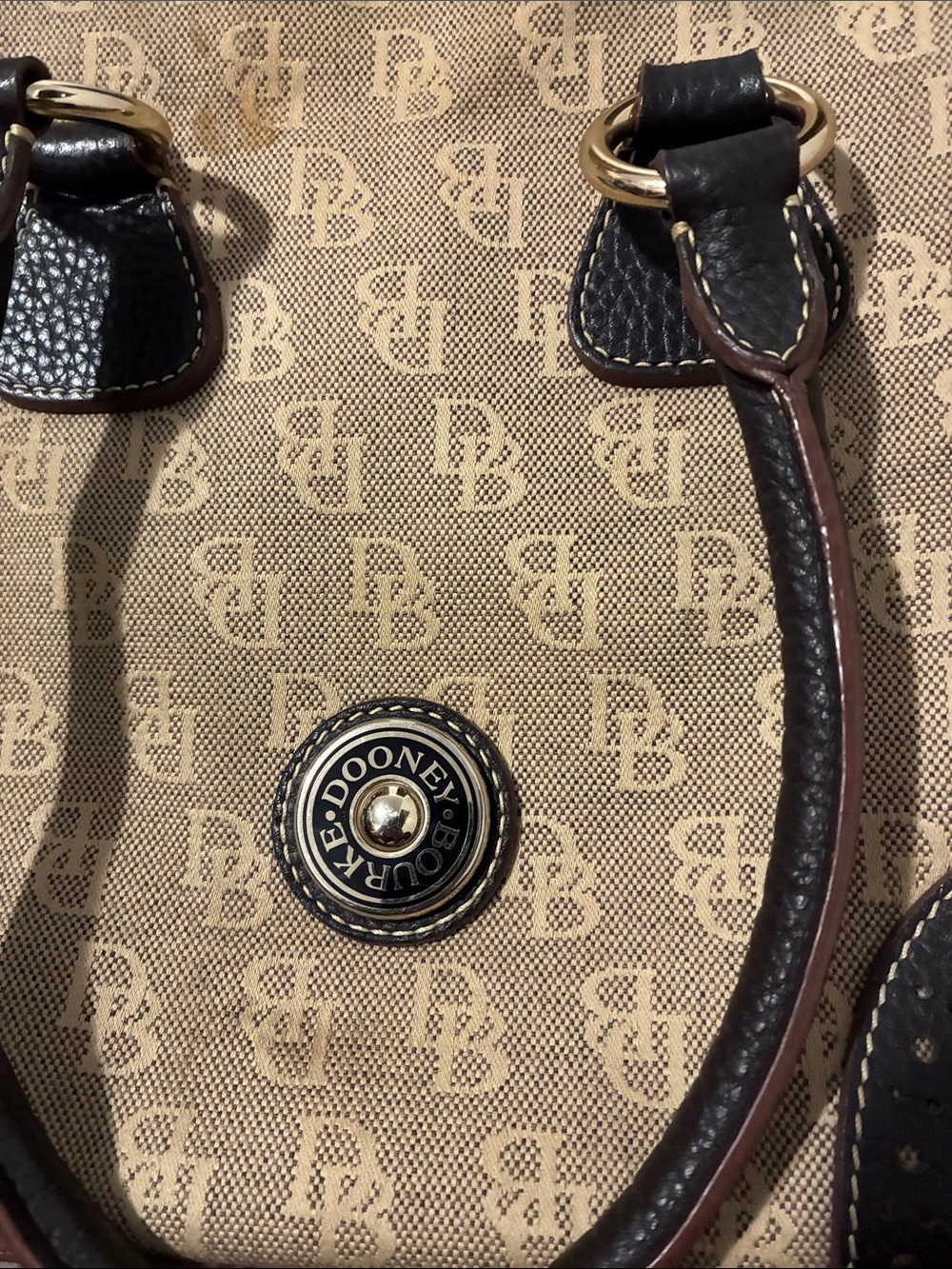 Dooney & bourke handbag - Picture 2 of 6